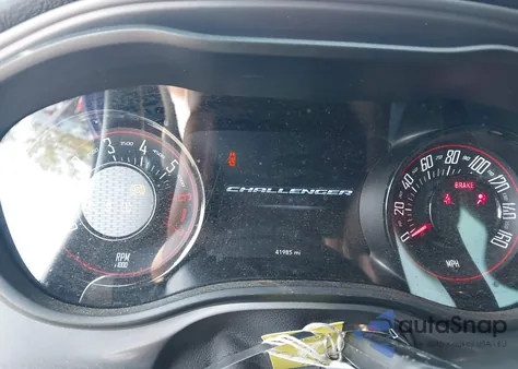 2023 Dodge Challenger R/T из США, поврежденный, VIN 2C3CDZBT6PH638017